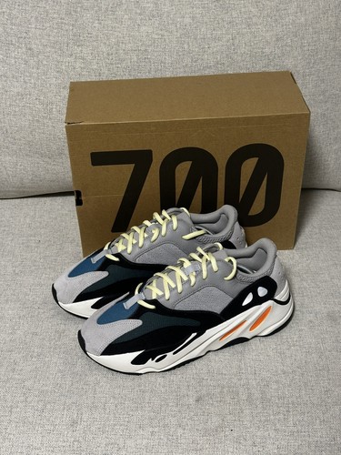 Yeezy 700 wave runner new - wave,
