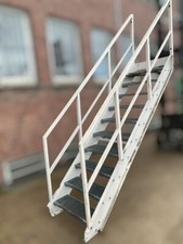Stahltreppe Industrietreppe Außentreppe Treppe 200cm Geschosshöhe 47643
