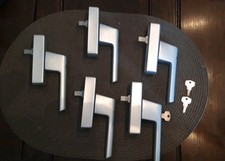 Siegenia ALU Fenstergriff Griffgetriebe LM .Abschließbar  L/R   Eloxiert Silber 