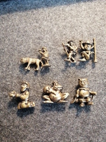 Figuren messing - Ü,