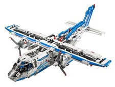 LEGO Technic Frachtflugzeug