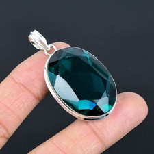 Apatit ovaler Edelstein