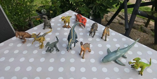 Dinosaurier spielzeug konvolut - spielzeug,