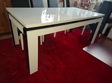 Esszimmertisch, schwarz/weiss hochglänzend, 180x90x80 B/T/H, TOP Zustand