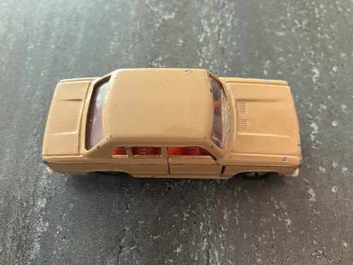 Spielzeugauto modellauto - spielzeugauto,