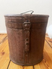 Antike Hutschachtel •