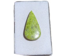 Grüner Opal Cabochon 29x14,8
