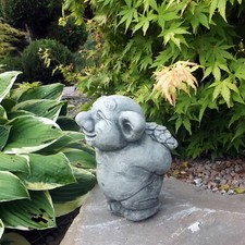 Steinfigur Herr Troll " mit