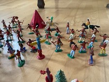 Original Timpo toys - Sammlung: Indianer, 2 Tippis, Kanu, Marterpfahl, gut erh.