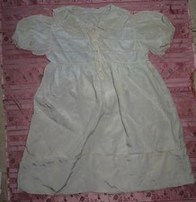 Schönes altes Kleid aus
