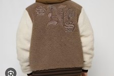 Old English Logo Sherpa