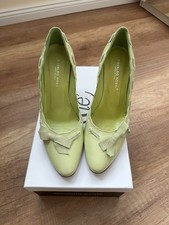 Italienische Lederpumps, alles