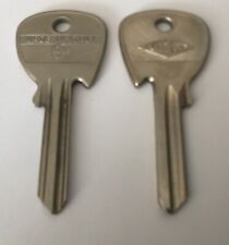 Oldtimer Ford Taunus Zünd- Schlüsselrohling Herst. Errebi  DM2R