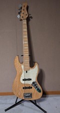 Marcus Miller V7  Swamp Ash-4 Reissue NT