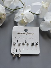 3 silber farbene Damen