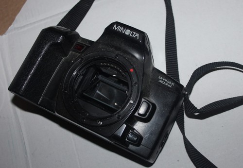Minolta dynax 303si analoge - minolta,