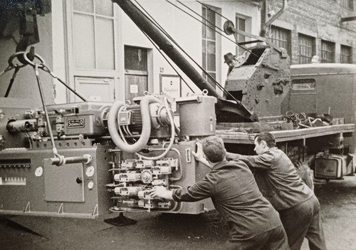 Zwei arbeiter männer - arbeiter,