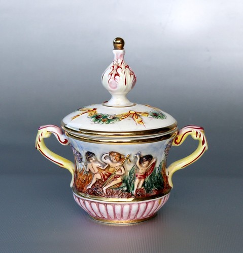 R capodimonte italien - b., r.