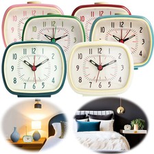 Vintage Analog Reisewecker 11x9cm alter Quarzwecker Retro Alarm-Clock Tischuhr