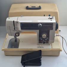 Oldtimer Toyota 555 Semi