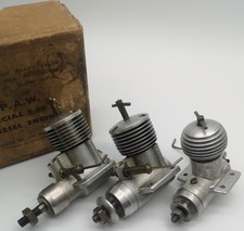 Seltenes 3er Set historische Eiflaender Modellflugmotoren