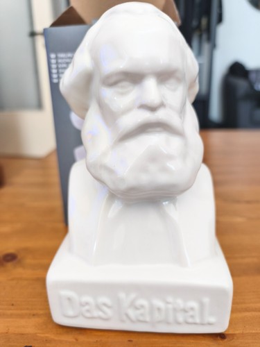 Kikkerland karl marx spardose - kikkerland,