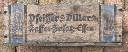Alte holzkiste pfeiffer - alte,