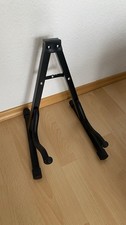 Universal Gitarren Ständer