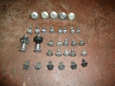 CBR 900 Verkleidung Schrauben