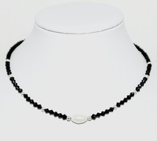 Steine Schwarzer-Spinell