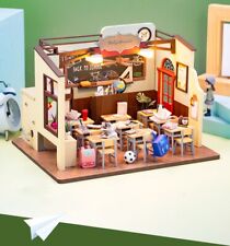 DIY Holz Miniatur Puppenhaus Kit Klassenzimmer Modellbau kleines Haus Geschenke