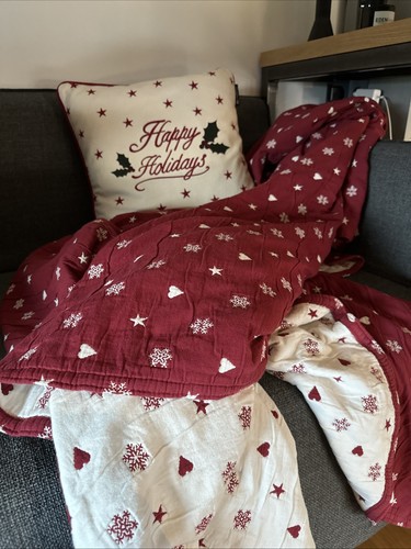 Lexington christmas bedspread - lexington,