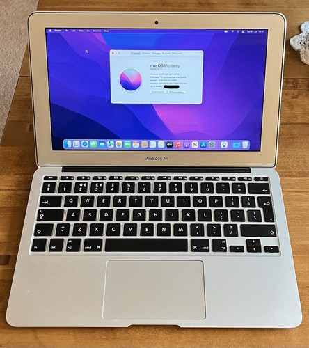 Apple macbook air a1465 - 11",
