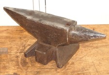 Alter Schmiedeamboss 84 kg von