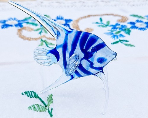 Schöner fisch glastier - fisch,