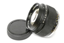 Olympus G. Zuiko Auto-S  1, 2 / 55  mm Objektiv für analoge OM Modelle