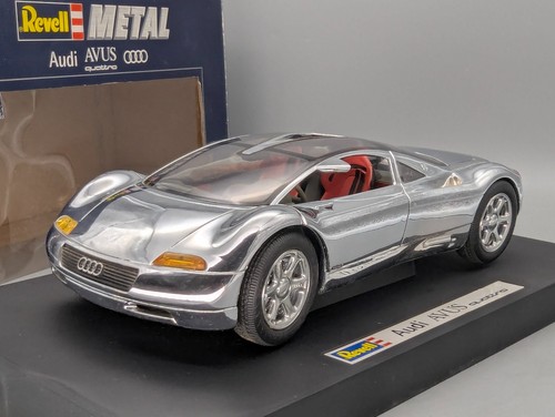 Modellautos revell audi - 1:18,