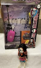Mattel Monster High Doll Puppe In Ovp Skelita Travel City Of Frights Scarry
