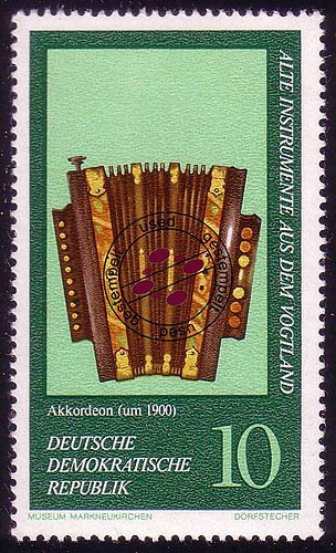 2224 alte musikinstrumente - alte,