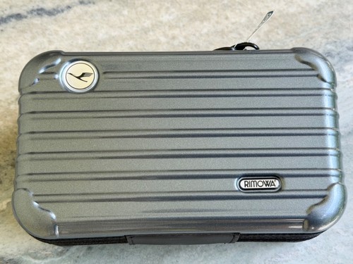 Lufthansa first class - ,