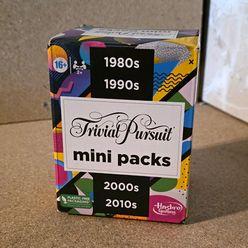 Hasbro gaming trivial pursuit - gaming,
