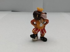 Ü-Ei Einzelfigur Leo Libero mit DFB Aufkleber Serie Die Dribbel Boys 1990