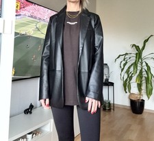 Zara Blazer Gr. S schwarz Kunstleder oversized neuwertig