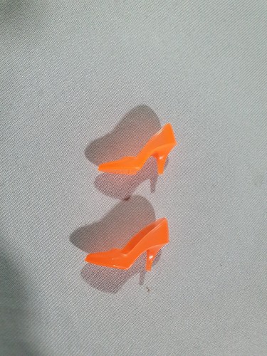 Closed toe shoes - orange, japan