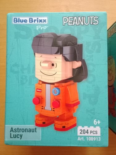 Peanuts astronaut lucy - -,