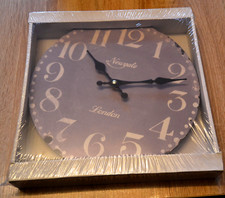 michel toys Wanduhr, Küchenuhr, Nostalgie, grau, "Newgate London", ca. 28 cm