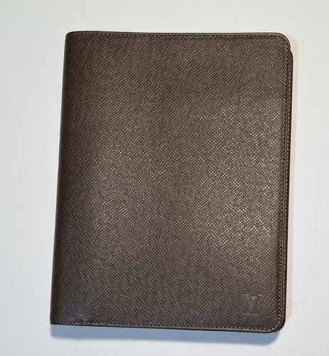 Louis vuitton agenda taiga - vuitton,