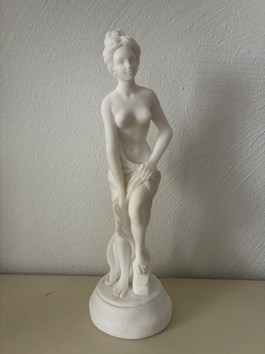 Classical alabaster venus - alabaster,