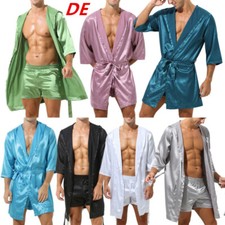 DE Herren weicher Satin Bademantel mit Pyjamas Shorts Outfits Sexy Nachtwäsche
