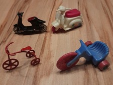 Fahrzeugminiaturen Motorroller / Dreiräder für Puppenhaus / Puppenstube